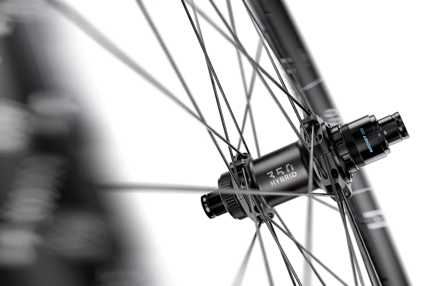 DT SWISS HX 1700 SPLINE 30 mm 27,5" 12x148 mm Boost achterwiel