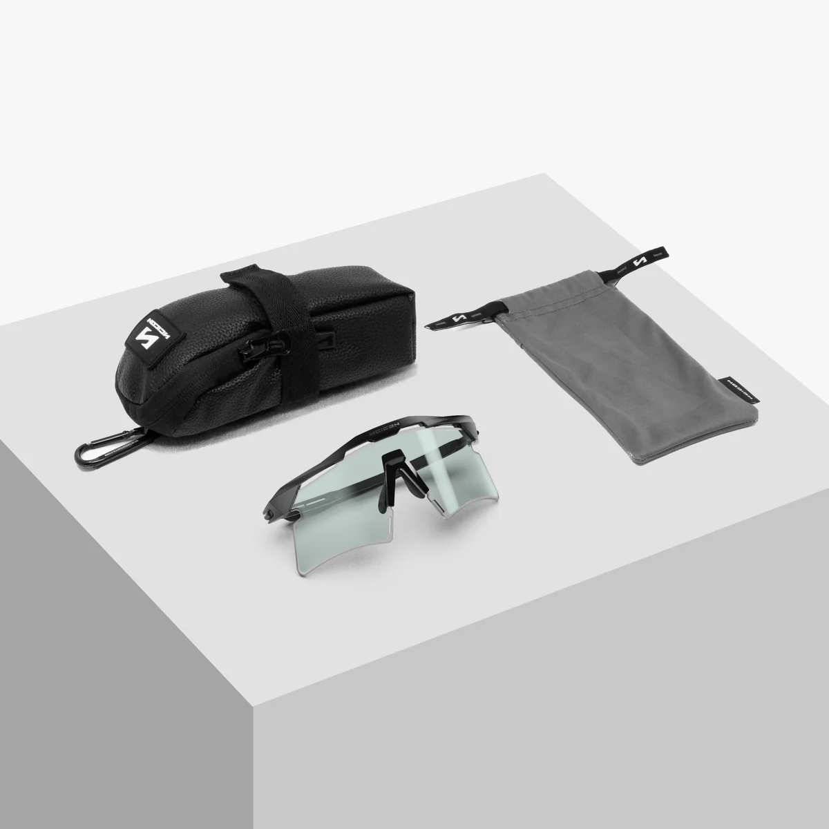 Zonnebril SCICON AEROSHADE 2.0 TITANIUM Zwart Kristal Glans Blauw Groen Fotochromisch Glas