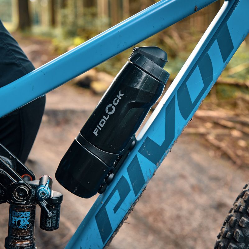 Fles- en bidonhouderset FIDLOCK TWIST BIKE BASE 800 ml Zwart