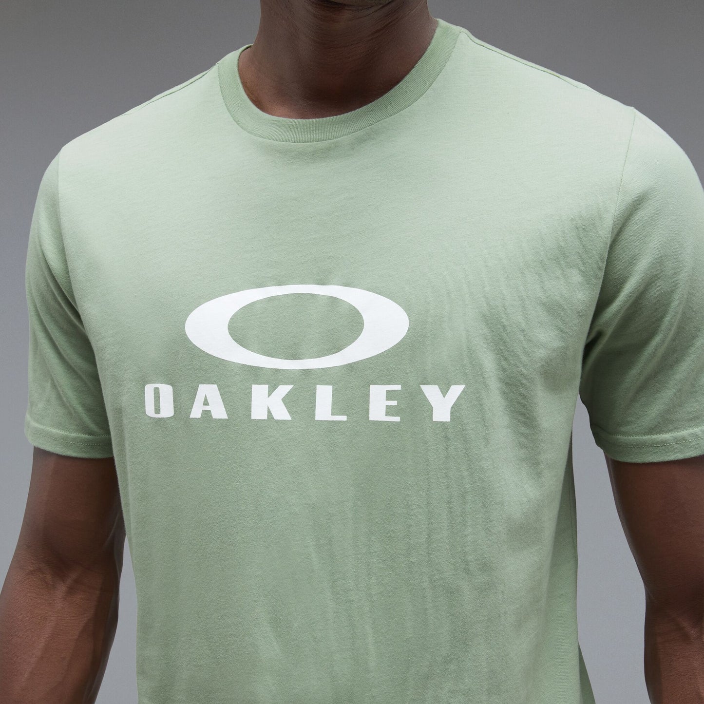 T-shirt OAKLEY O BARK 2.0 Verbleekt groen