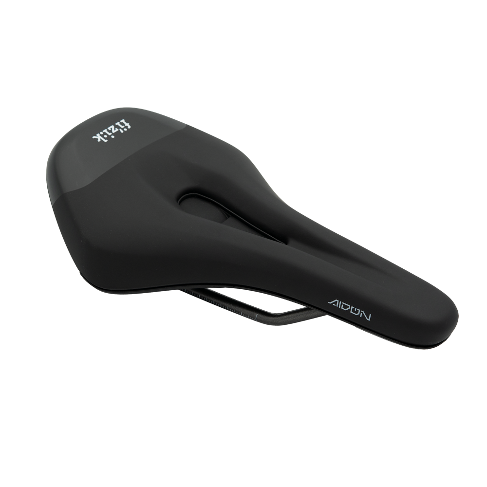 FIZIK TERRA AIDON X3 145mm Zwart Zadel (Exemplaar)