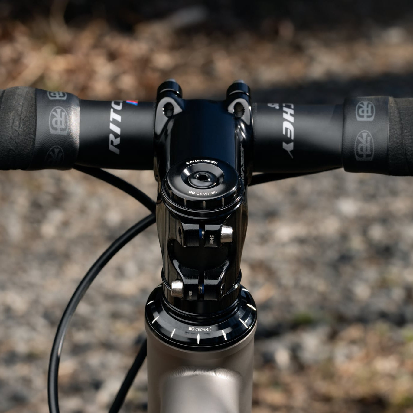 CANE CREEK 110 keramisch conisch balhoofd, 1 1/8"-1.5", IS41/28.6/H9 | IS52/40, zwart/zilver