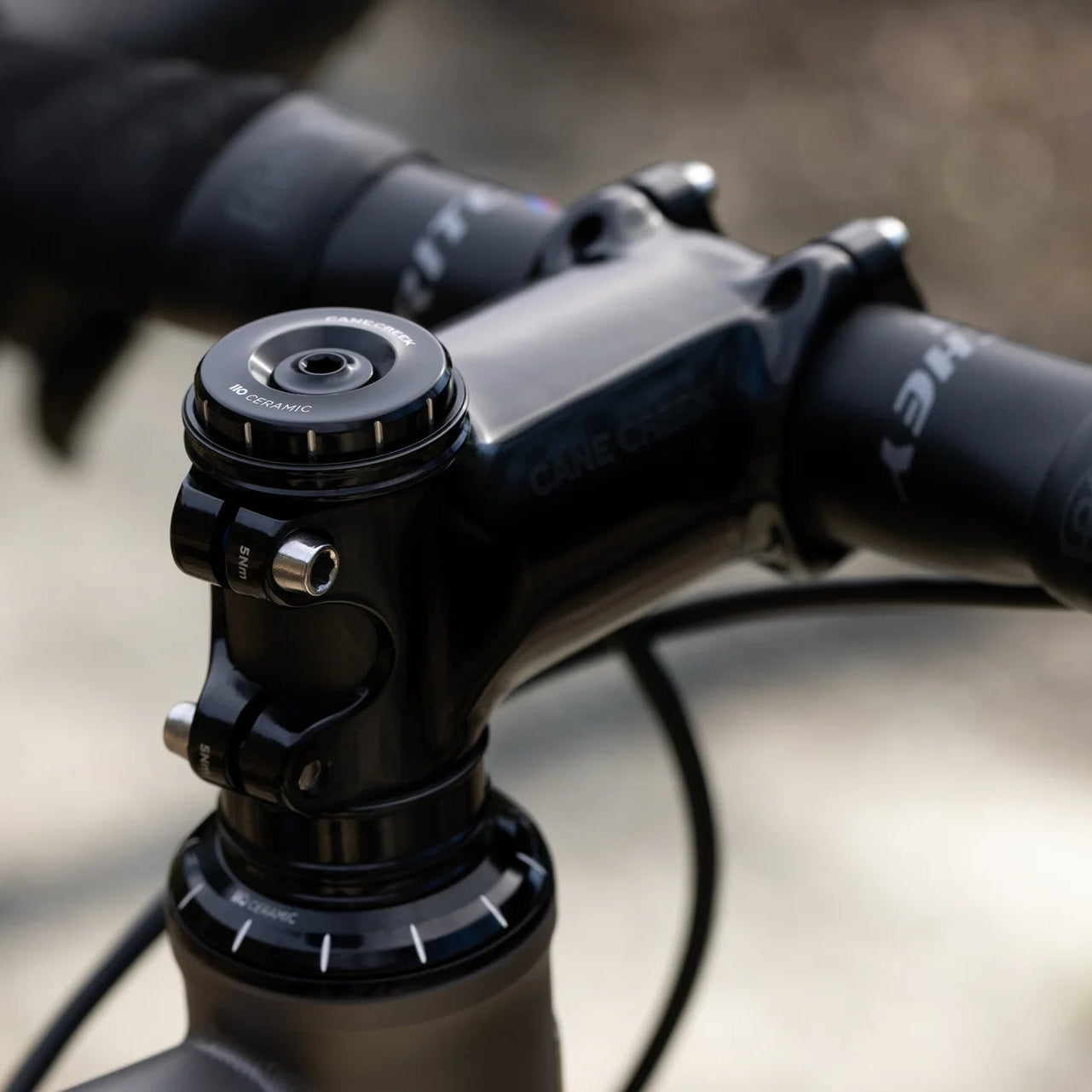 CANE CREEK 110 keramisch conisch balhoofd, 1 1/8"-1.5", IS41/28.6/H9 | IS52/40, zwart/zilver