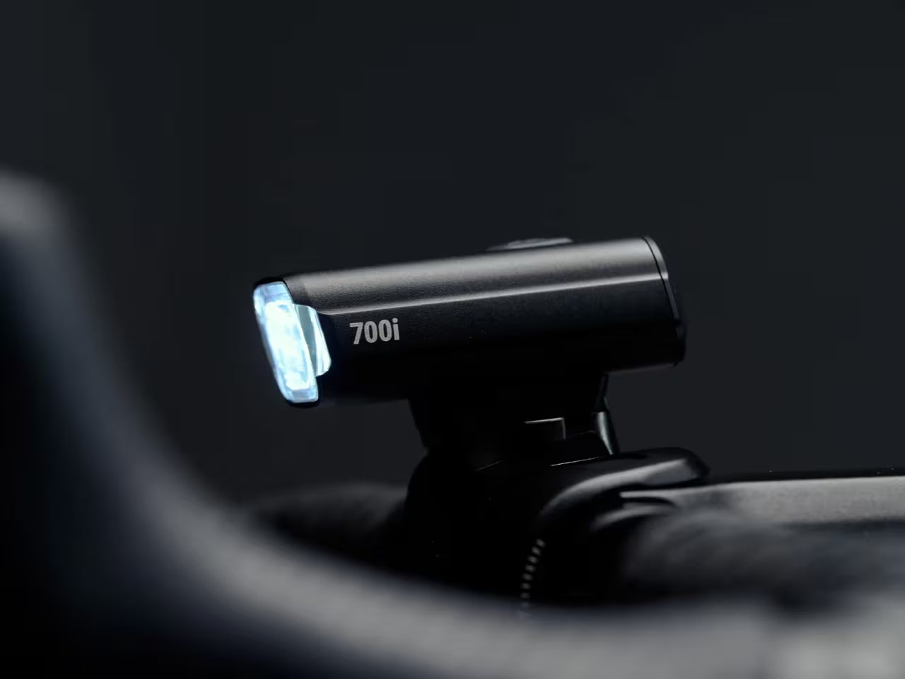 Voorverlichting BBB NANOSTRIKE 700i Zwart