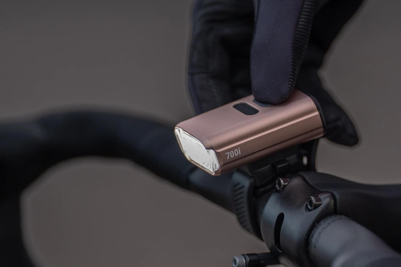 Voorverlichting BBB NANOSTRIKE 700 i Roze