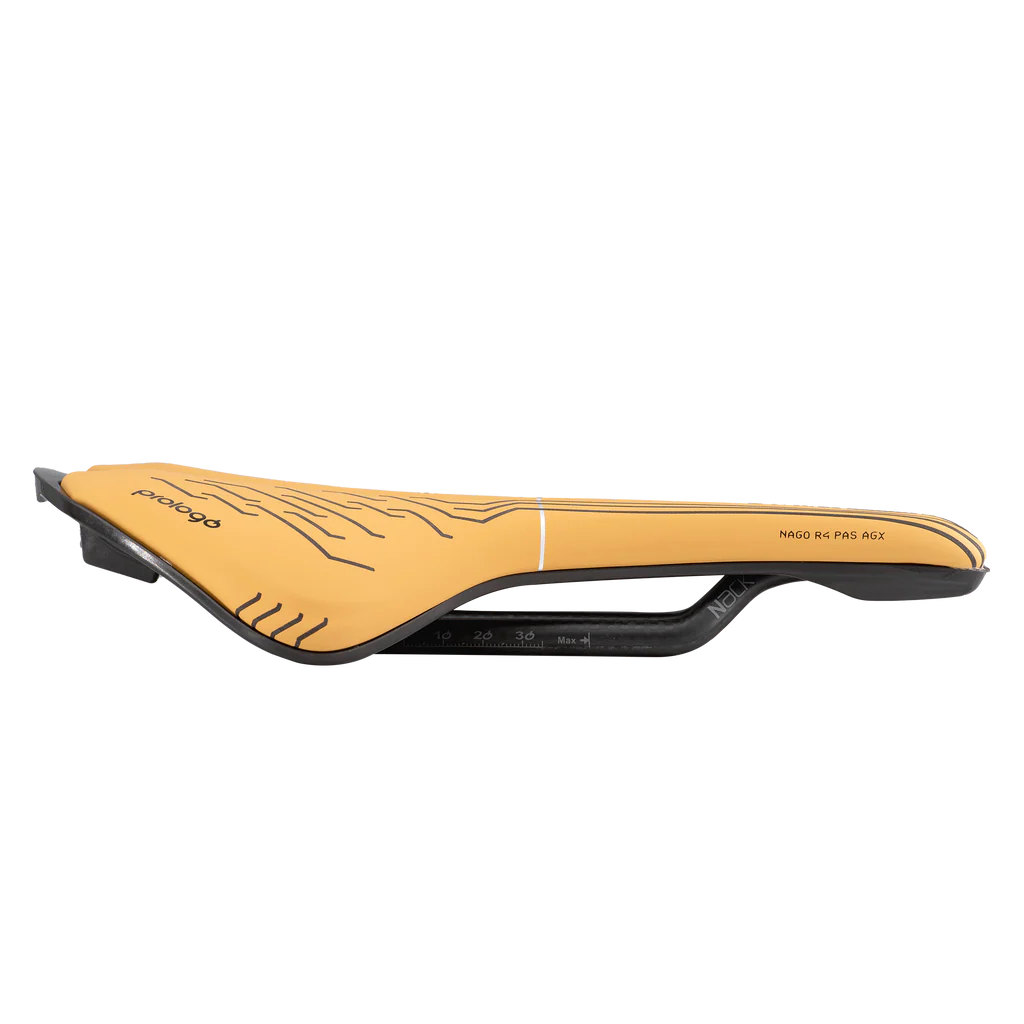 PROLOGO NAGO R4 PAS AGX 137mm Zadel Nack Rails Bruin