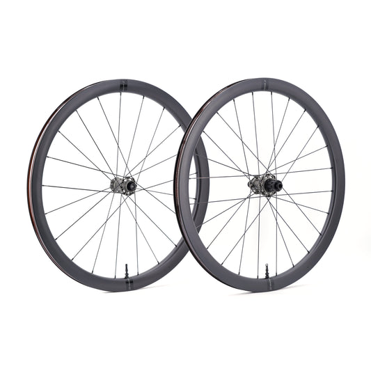 Paar SCOM AERO Tubeless wielen (Center Lock)