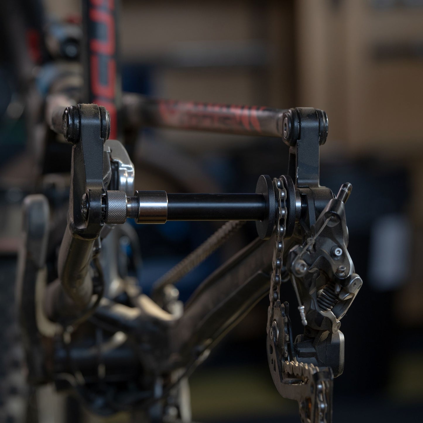 PBS TOOLS Verstelbare Kettingsteun voor 12mm Pin