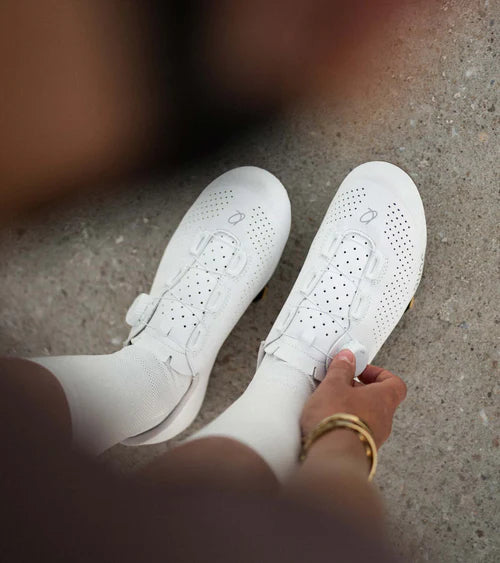 QUOC MOTION Schoenen Wit