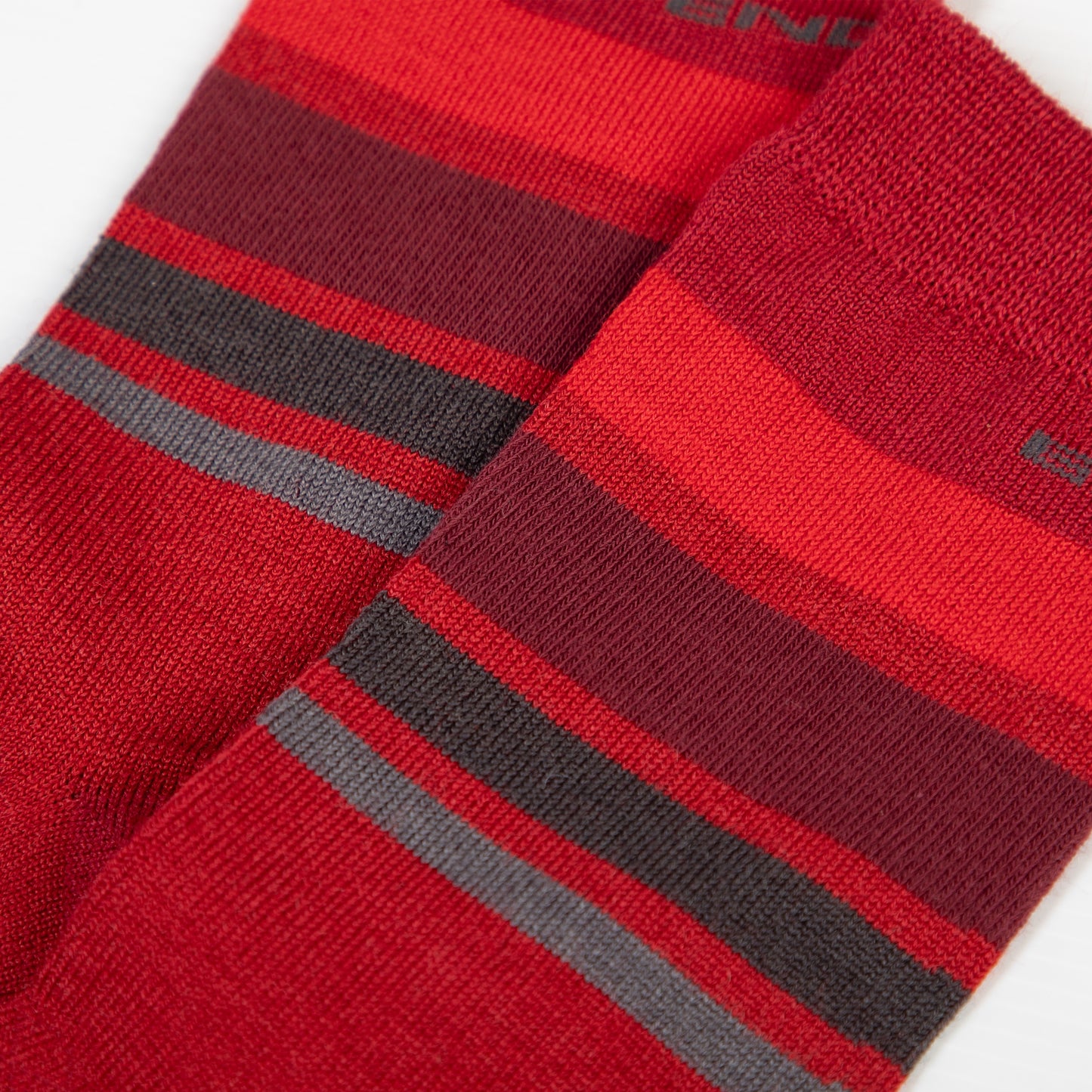 ENDURA BAABAA MERINO STRIPE Sokken Rood