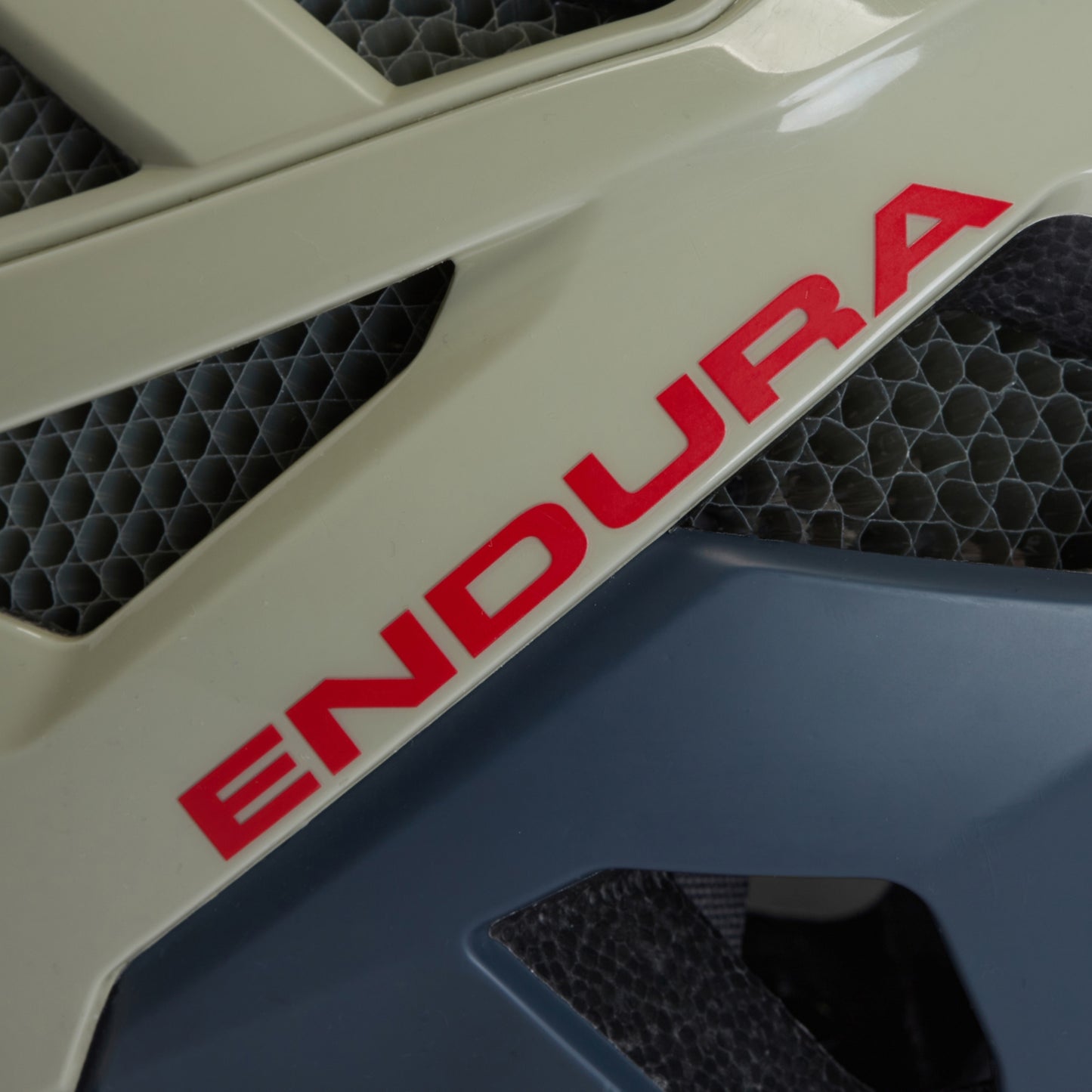 ENDURA MT500 MIPS MTB-helm Grijs