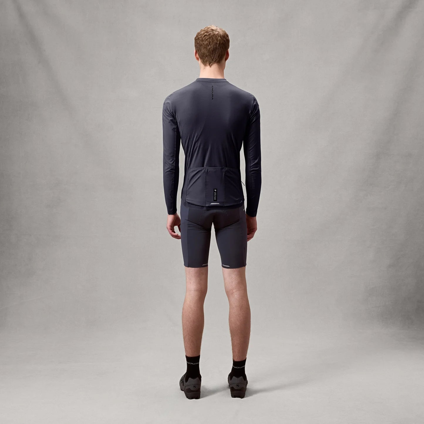 ENDURA ALLTRACK RIDE Lange Mouwen Shirt Carbon Grijs