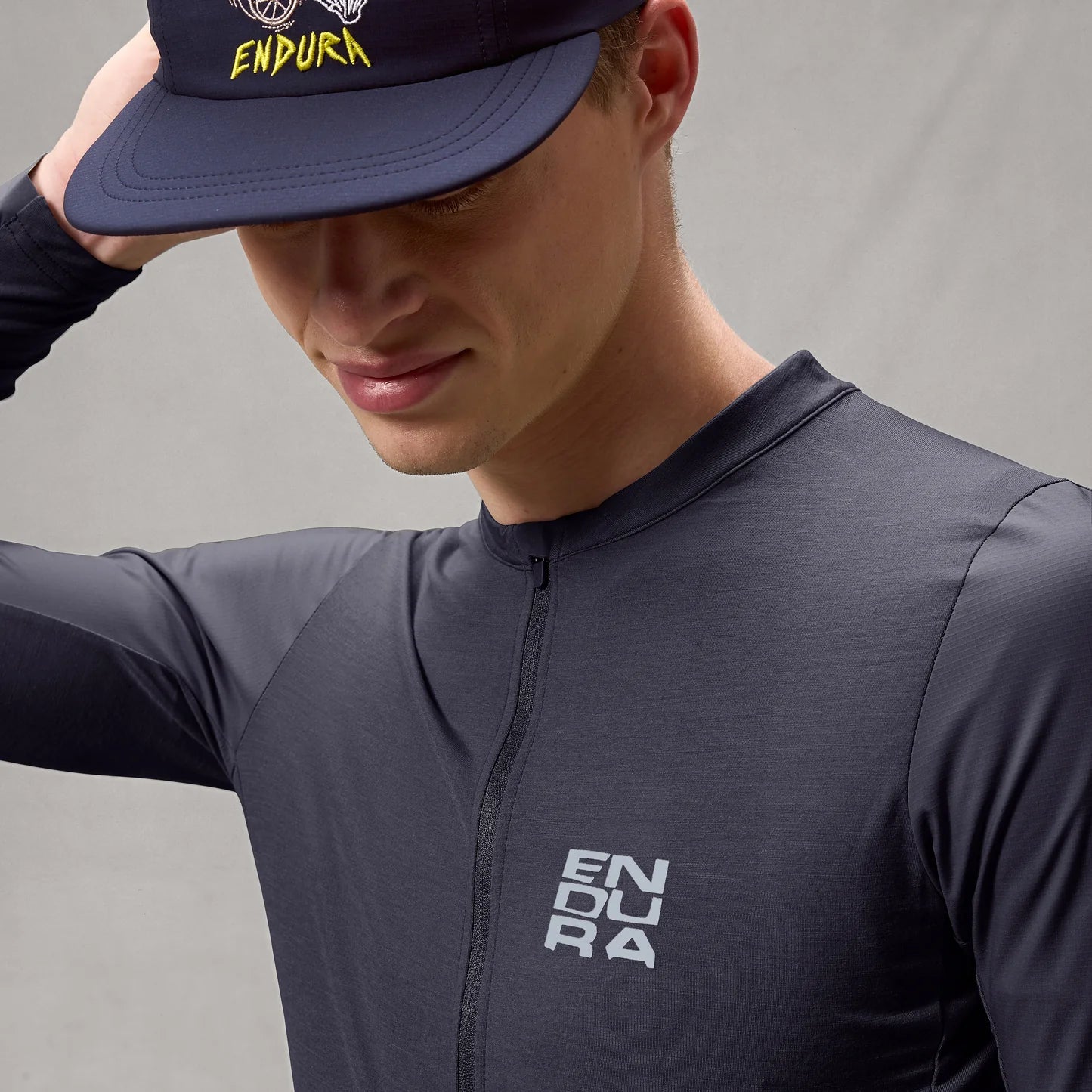 ENDURA ALLTRACK RIDE Lange Mouwen Shirt Carbon Grijs