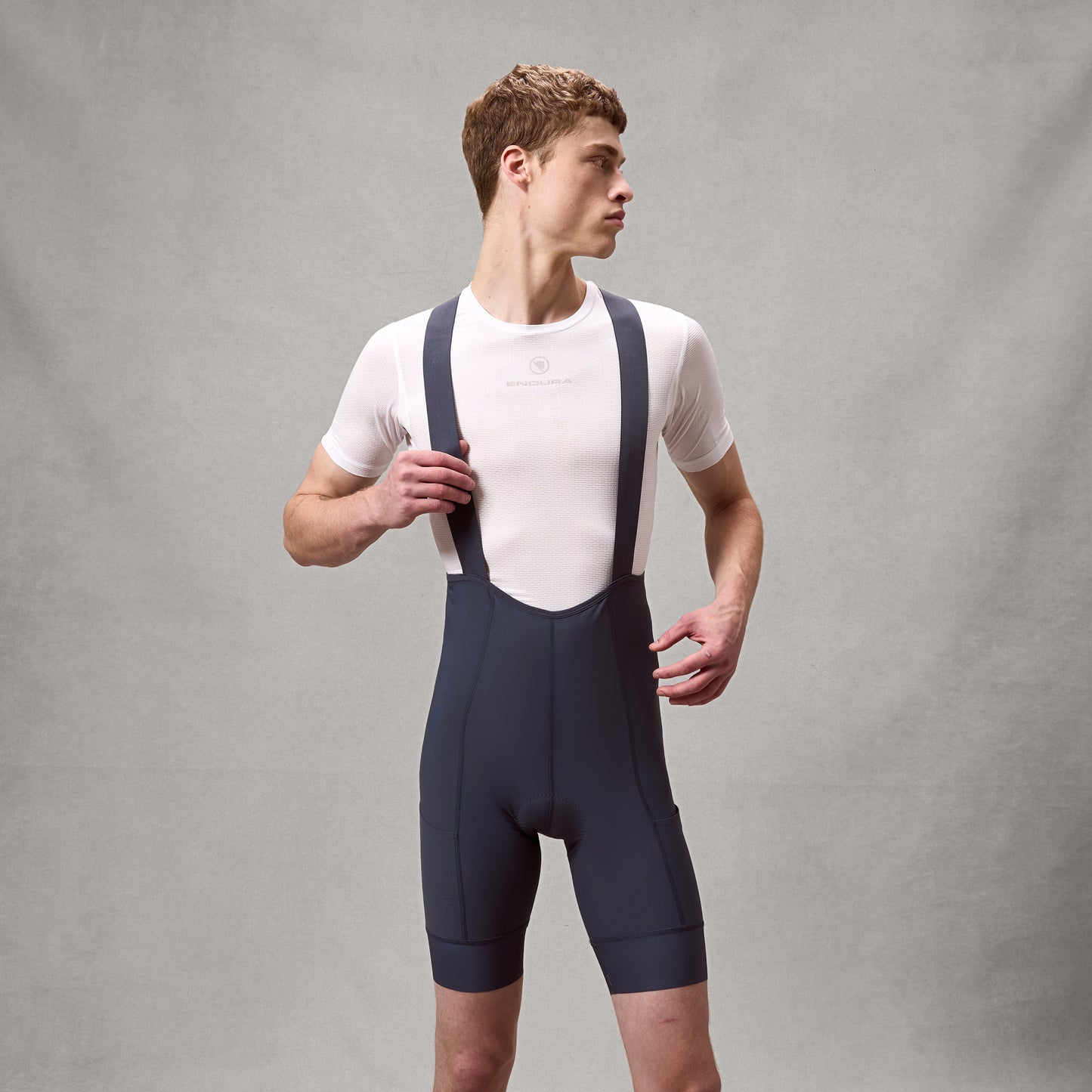 ENDURA LOOP Koolstof Bibshort Grijs