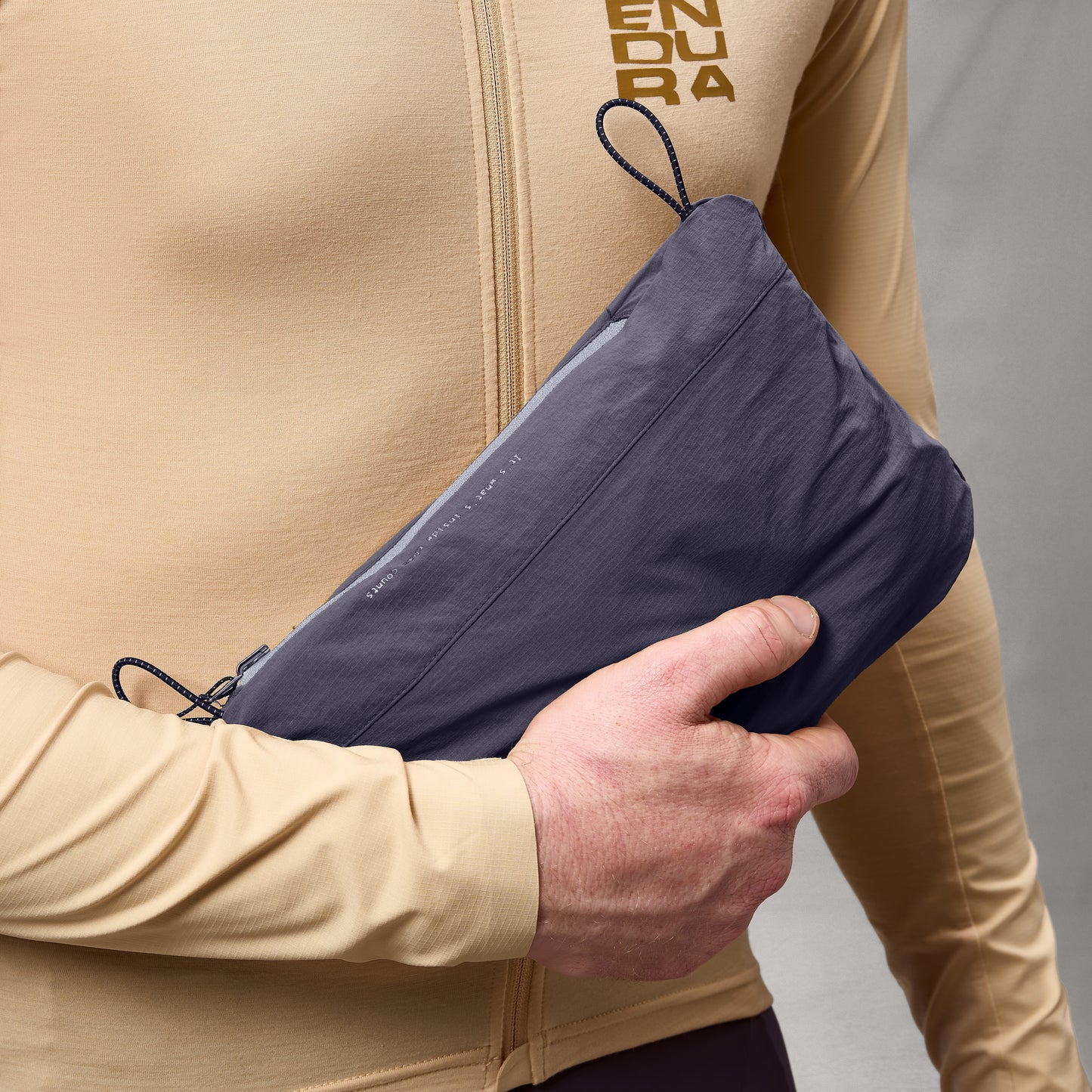 ENDURA ALLTRACK RIDE PACKABLE Carbon Jas Grijs