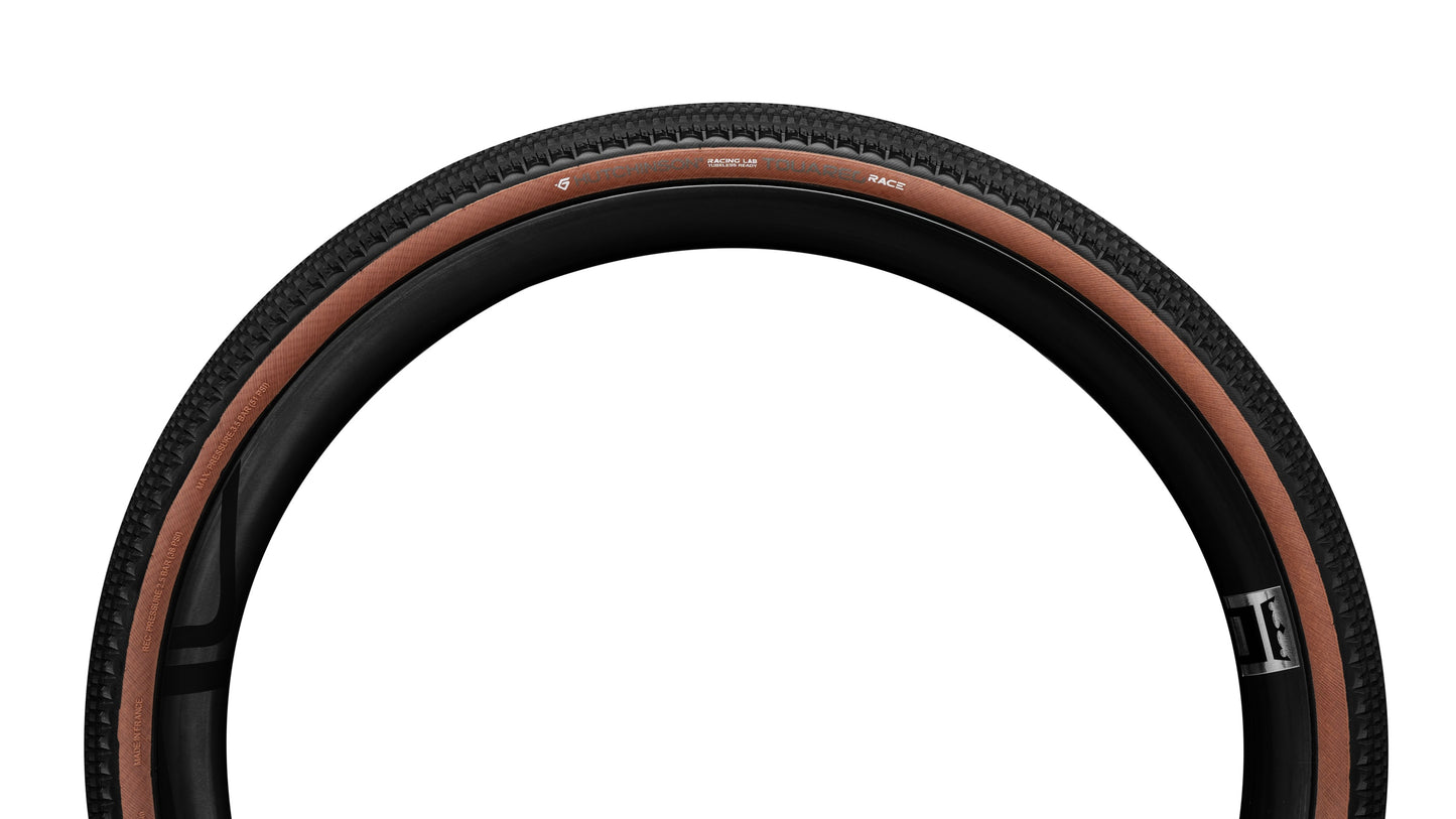 HUTCHINSON TOUAREG RACE 700x40c Tubeless voorbereid Beige band