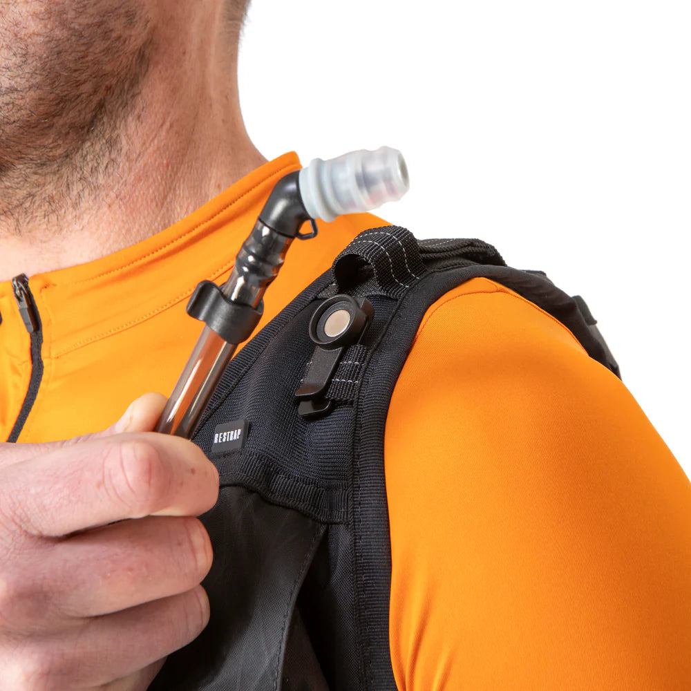 RESTRAP RACE Hydratatiejack Zwart