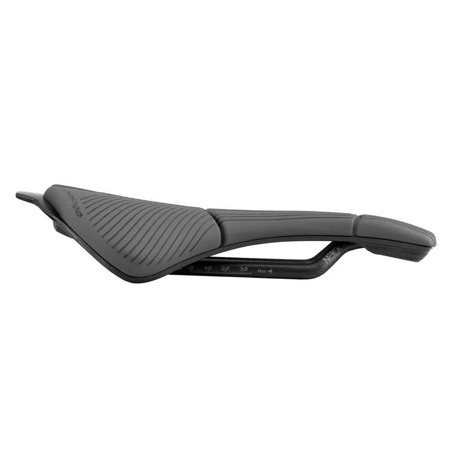 PROLOGO SCRATCH M5 PAS AGX Zadel 147mm Nack Rails Zwart