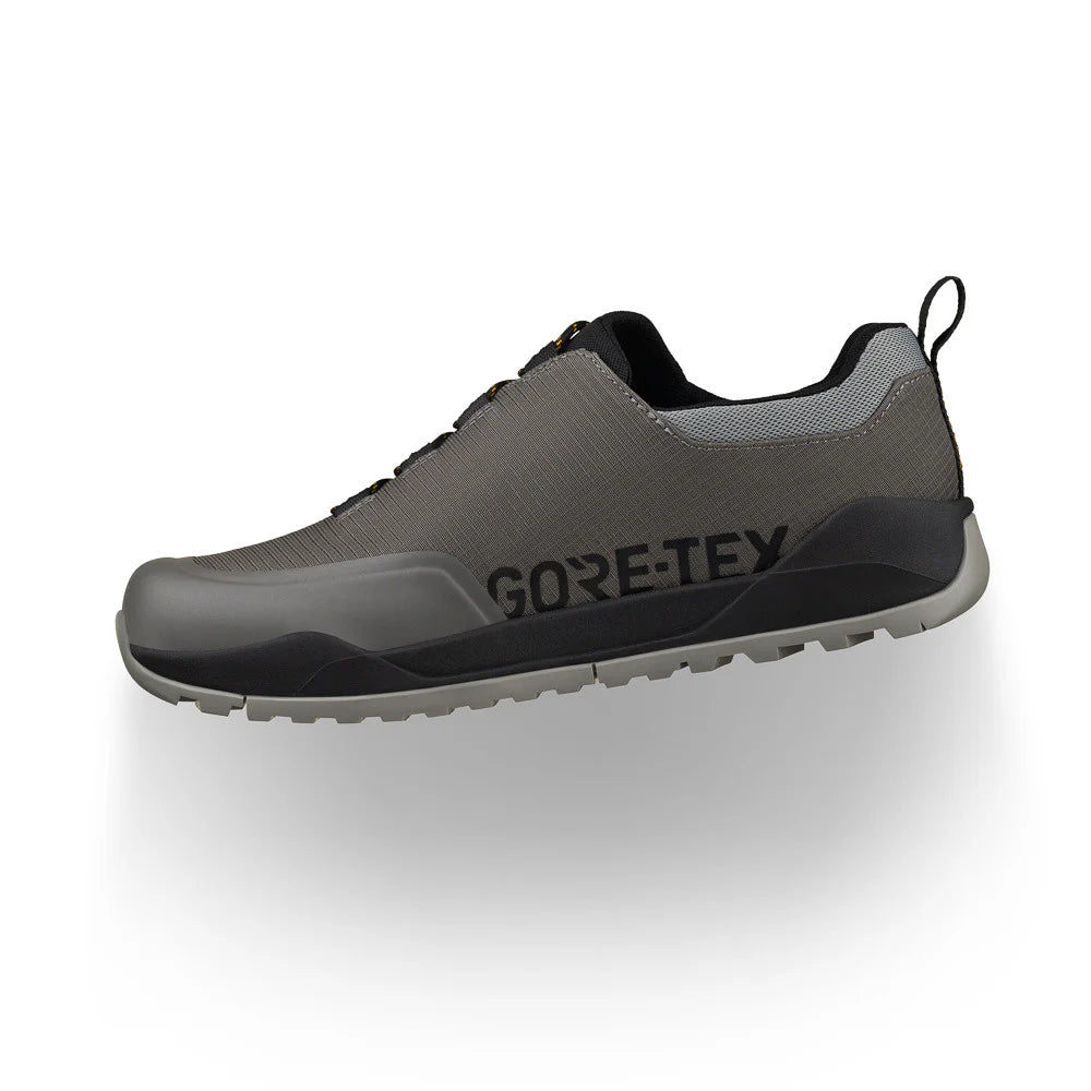 FIZIK TERRA ERGOLACE GTX FLAT mountainbikeschoenen Grijs/Zwart