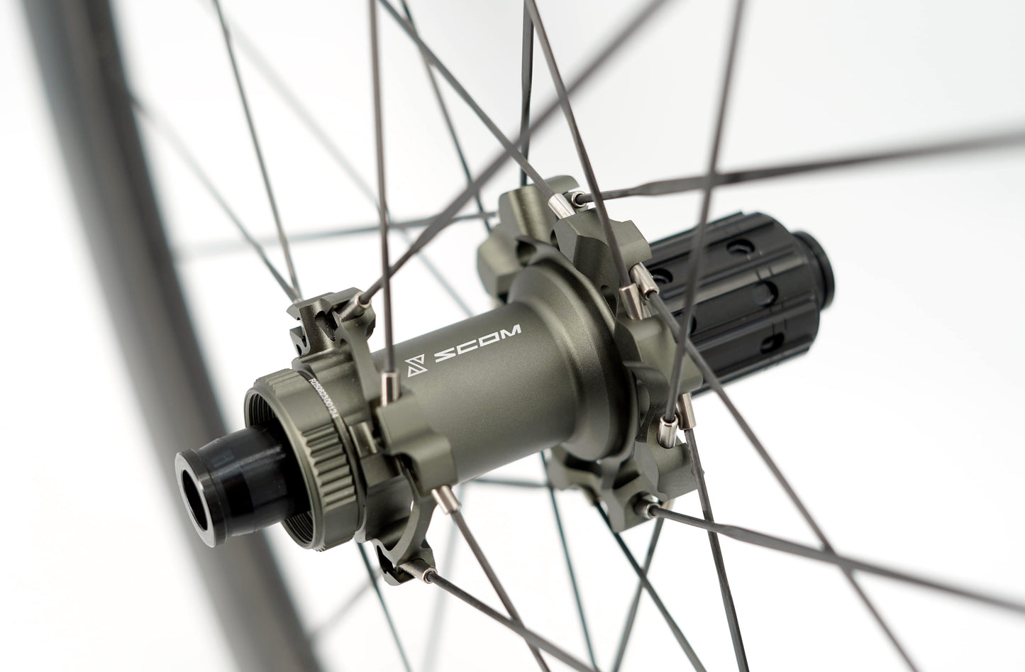 Paar SCOM ULTRA 62+ Tubeless wielen (Center Lock)