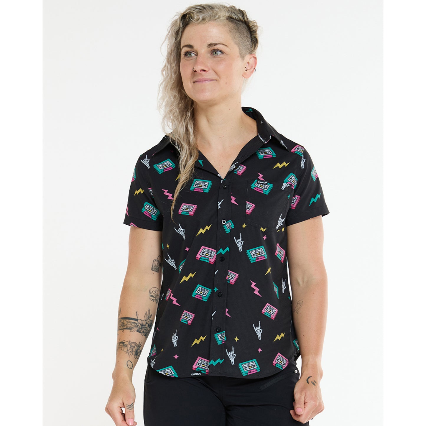 Dameshemd DHARCO TECH PARTY MIX TAPE Technisch shirt zwart