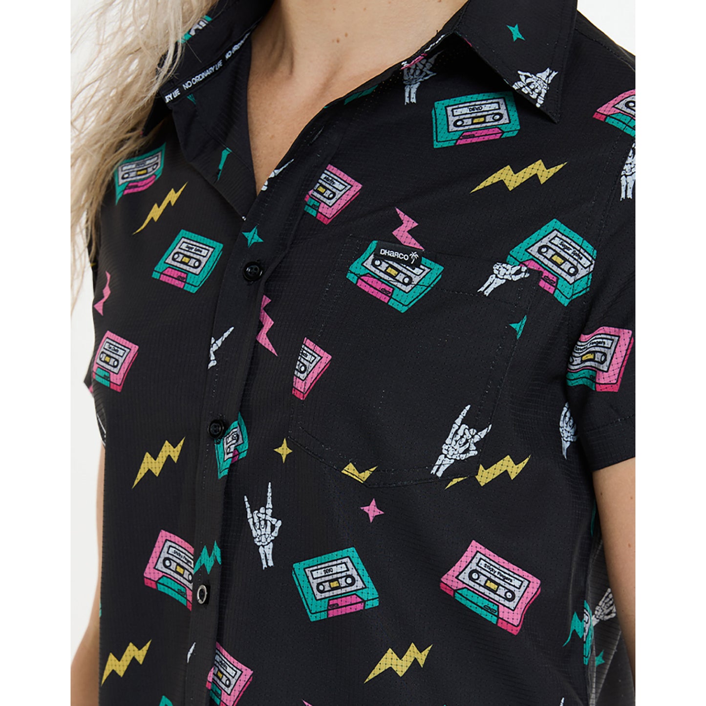Dameshemd DHARCO TECH PARTY MIX TAPE Technisch shirt zwart
