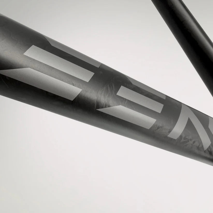 ZEEN SUPERLITE-frame + ZEEN ROAD-stuur COMBO-set