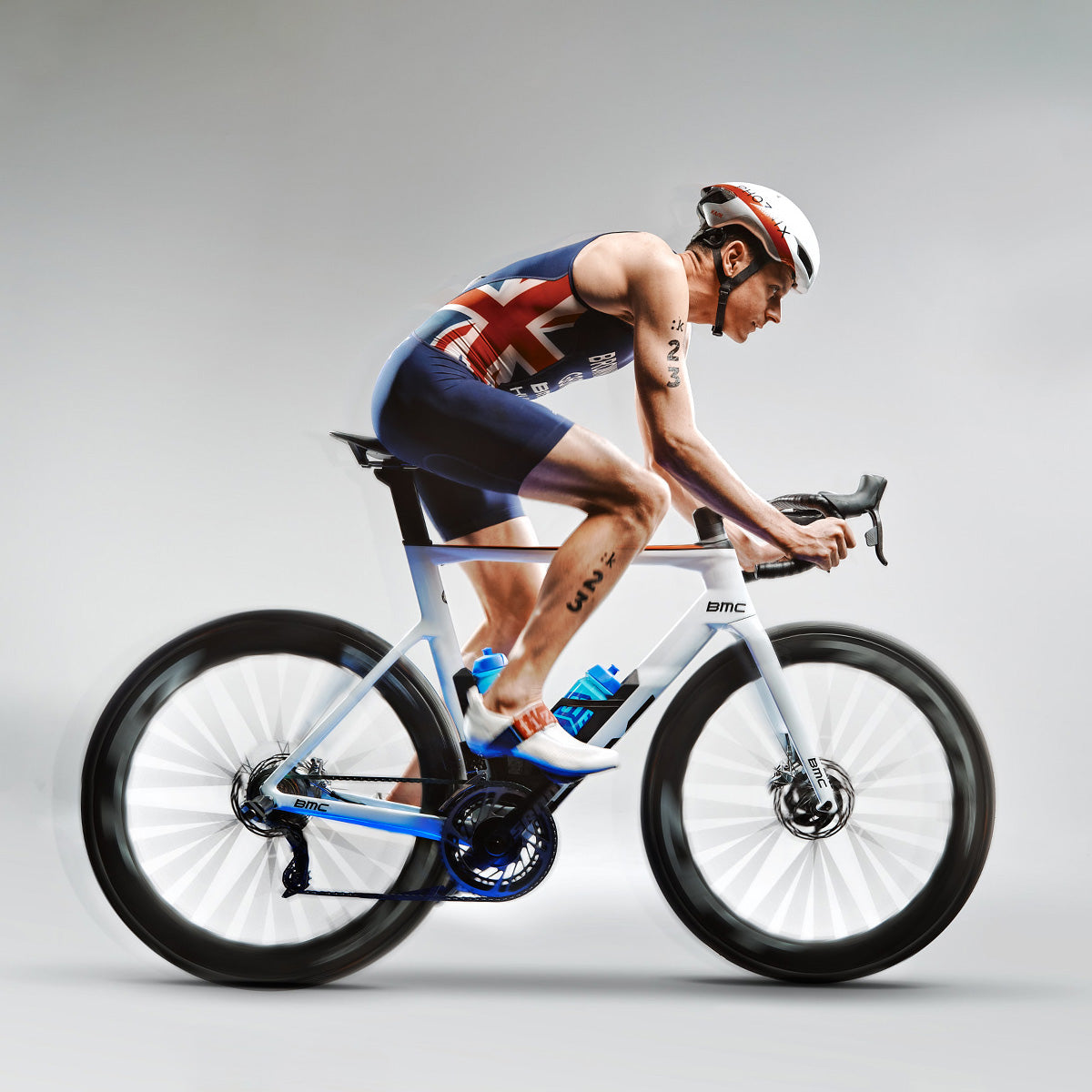 FIZIK TRANSIRO AERIS SD R3 135mm Zadel Kium Rails Zwart