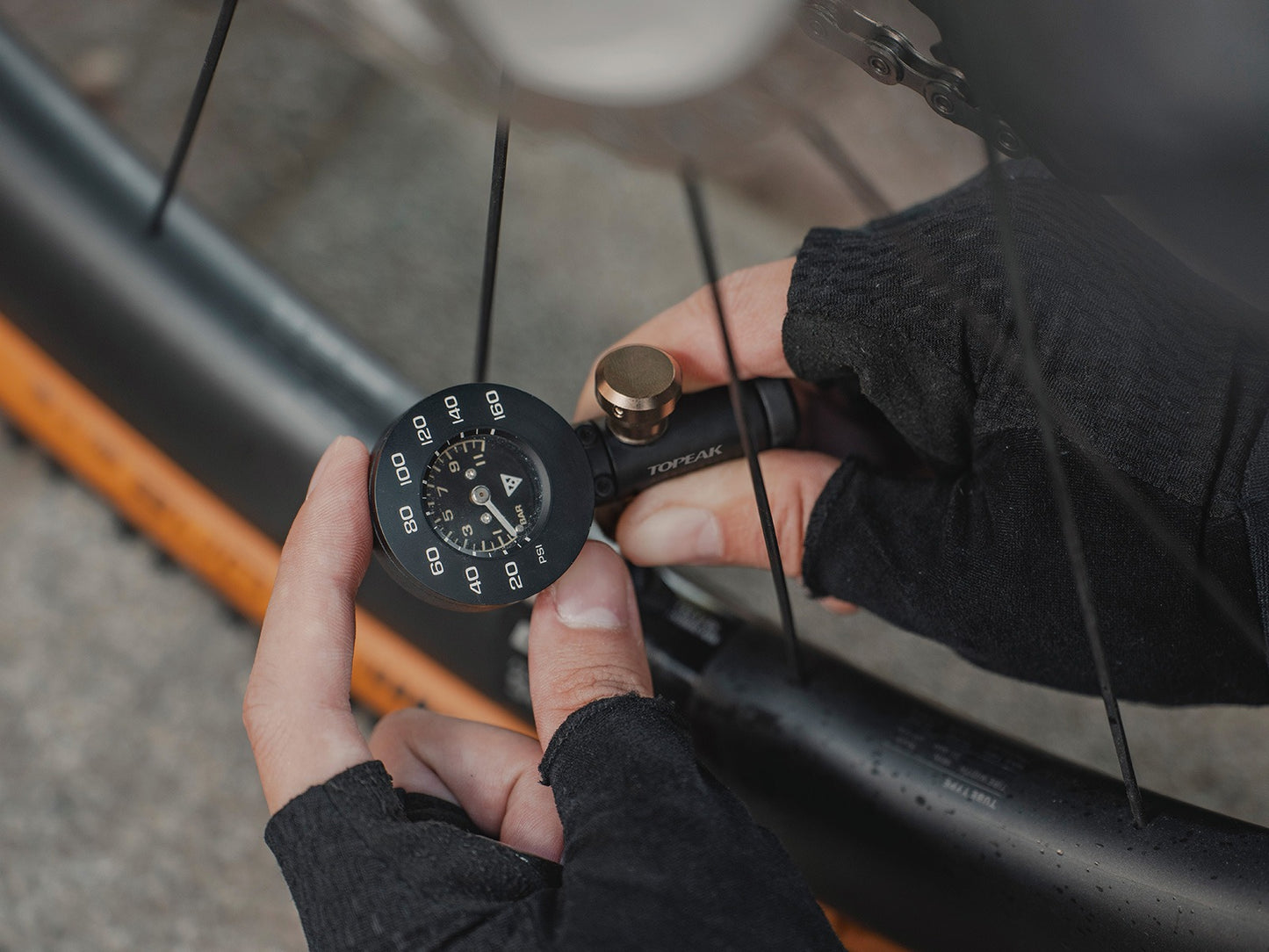 TOPEAK AIRBOOSTER G+ CO2 opblazer