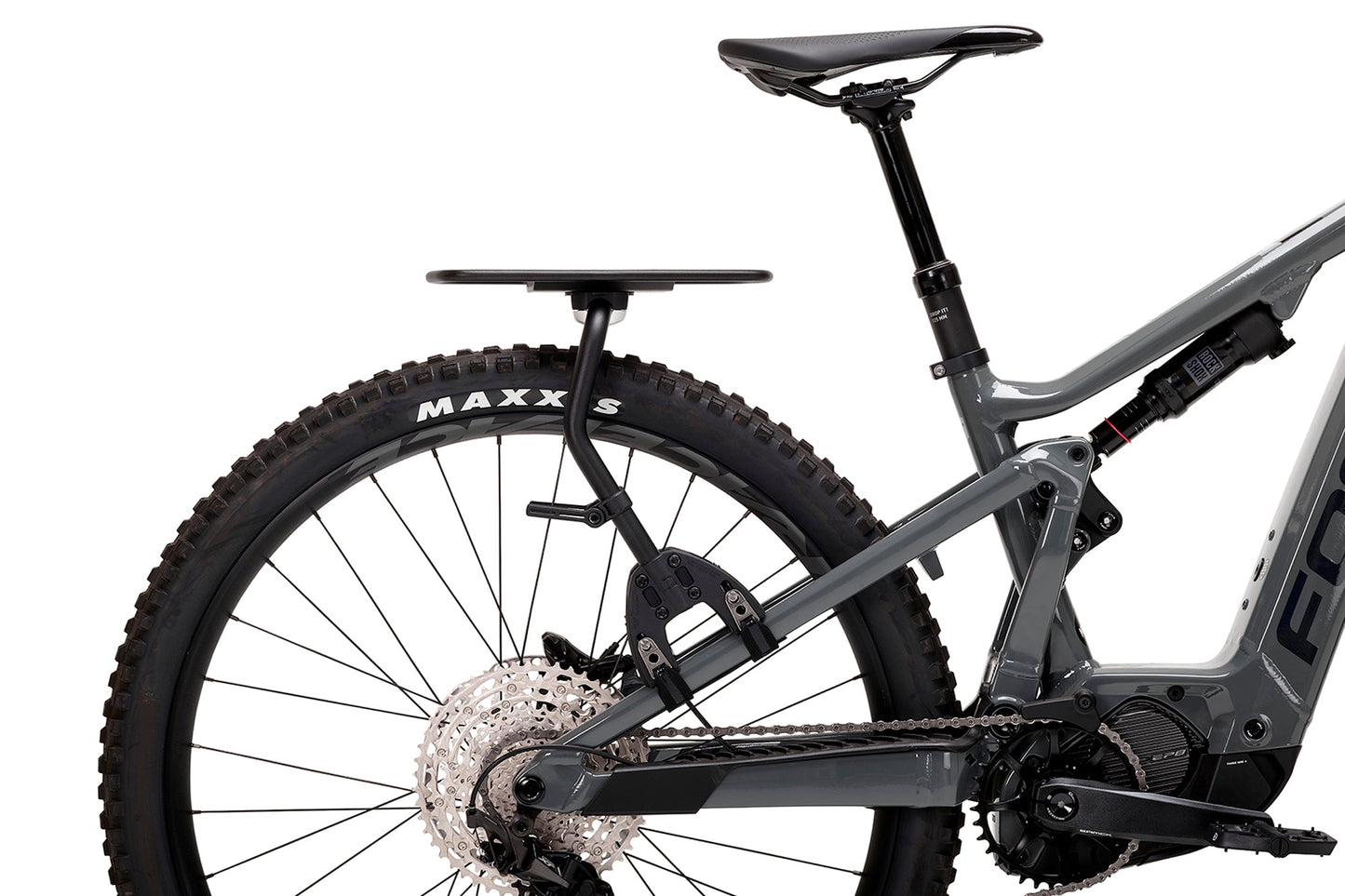 Bagagerek achteraan met universele steun voor AEROE Spider-tassen