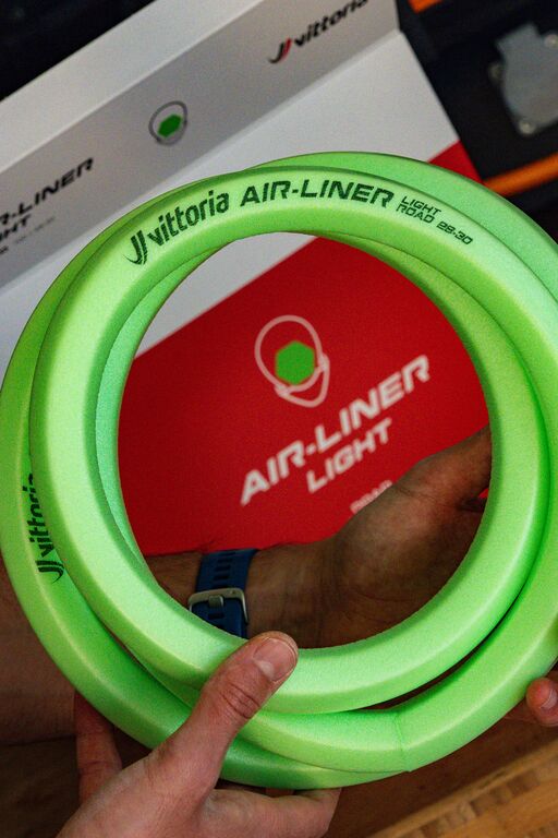 Antiknijpschuim VITTORIA AIR-LINER LIGHT ROAD 700x32-36