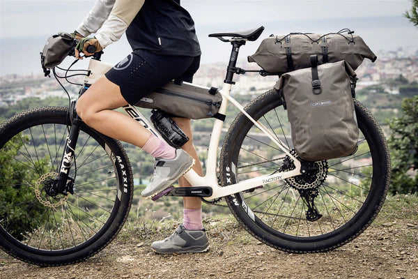 Paar ORTLIEB GRAVEL PACK QL 2.2 29 L Beige Bagagetassen
