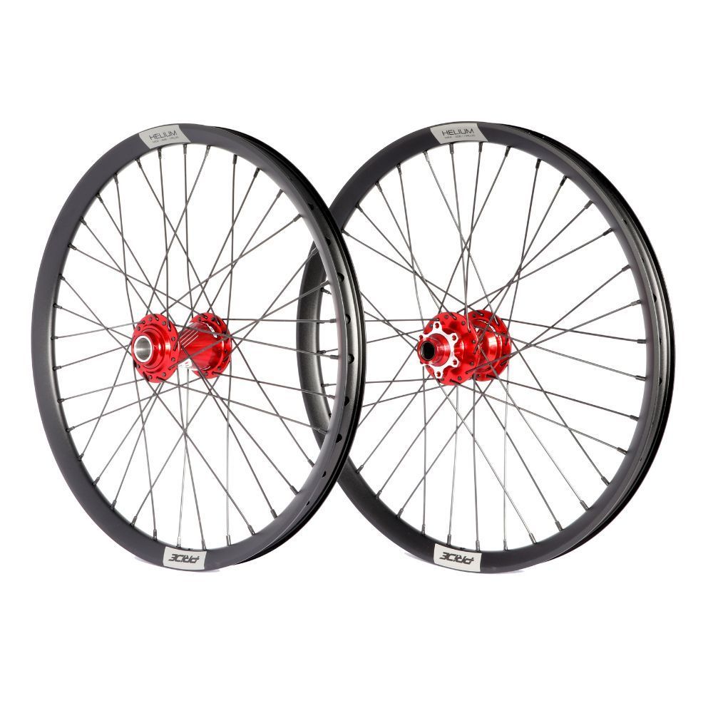 Wielpaar PIRDE 20" (406mm) Control V1 Helium M24 Assen 20/10mm Rood