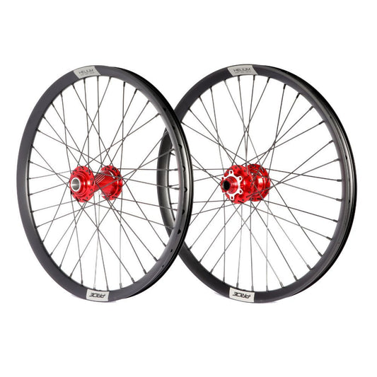 Wielpaar PRIDE 20" (406mm) Control V2 Disc Helium M24 Assen 20/15mm Rood