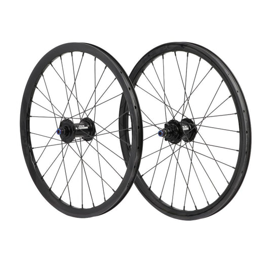 Wielpaar PRIDE 20" (451mm) Carbon Wave Gloss Black Fusion Disc Assen 10/10mm Zwart