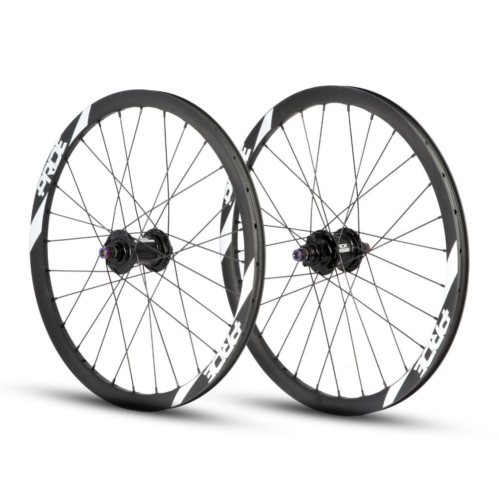 Wielpaar PRIDE 20" (451mm) Carbon Wave Matt Wit Fusion Disc Assen 10/10mm Zwart/Wit