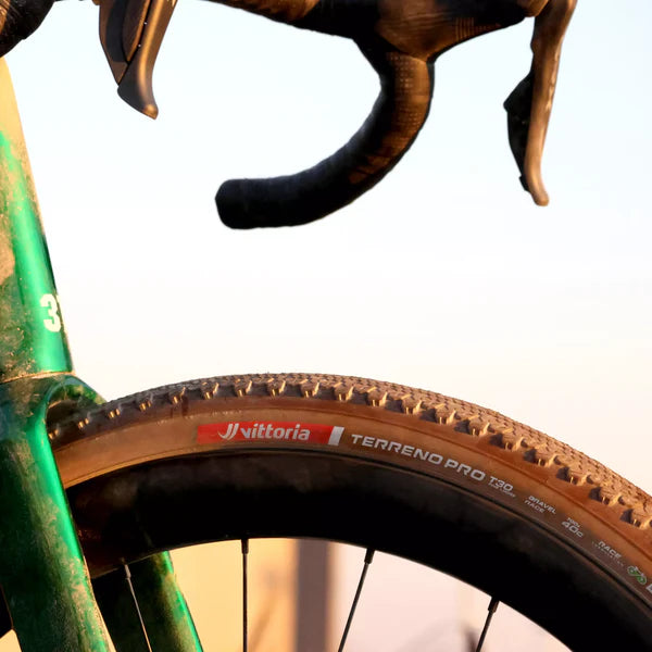 VITTORIA Terreno Pro T30 fijn los 700x35c Gravel Race natuurlijk Tubeless Ready Zacht Beige Q2 2025 band